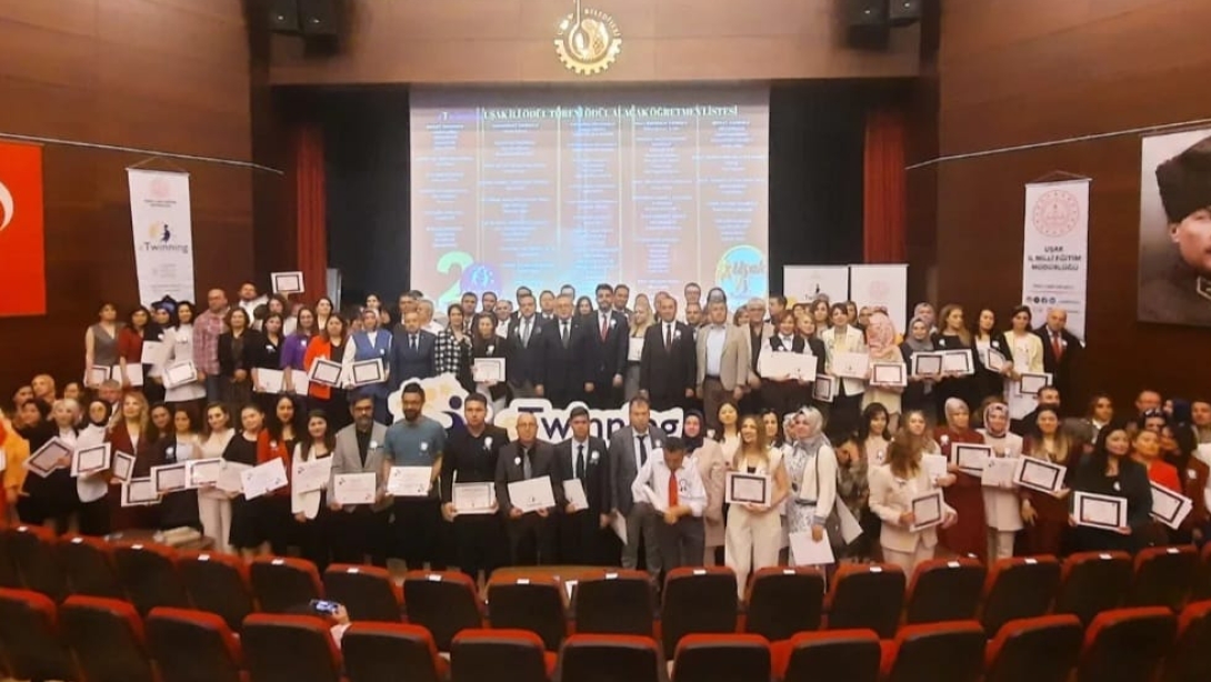 Uşak'ta eTwinning Kalite Etiketi Töreni Coşkuyla Gerçekleşti.